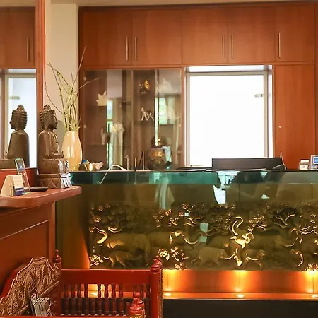 Royal كولونيا