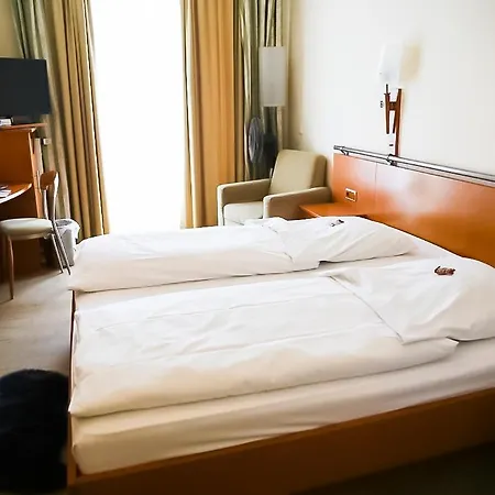 Royal 3* Kolonia