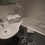 Royal Hotel 3*