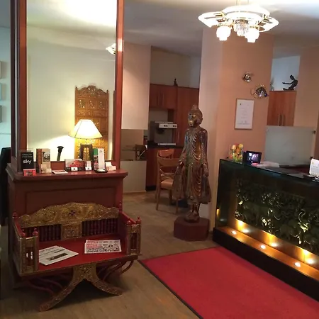 Royal Hotell
