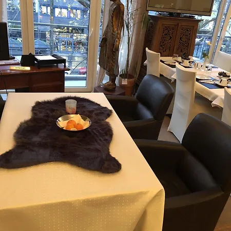 Royal Hotell 3*